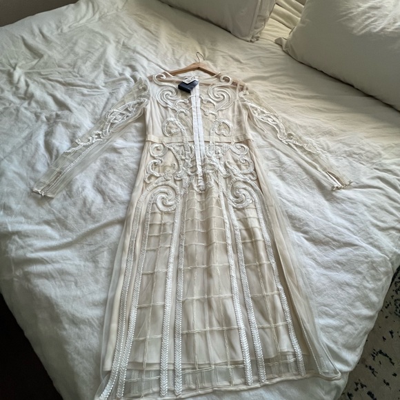 Temperley London Catroux Embroidered layered Tulle ivory cream dress 8 - Picture 5 of 16